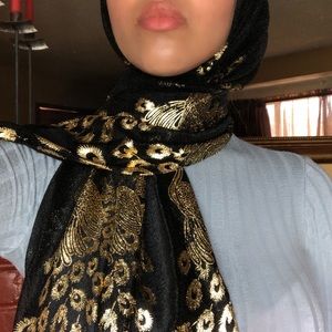 Peacock black scarf